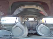 ✅ 2017 MINI Convertible Cooper • VIN: WMWWG5C58H3C20183 • Lot: 92155665. Wystawiony na Copart z przebiegiem 70 166 mil. Bezpłatny archiwum sprzedaży aukcyjnych z USA i szczegółowy raport historii pojazdu na DreamBid. Zdjęcie 14.