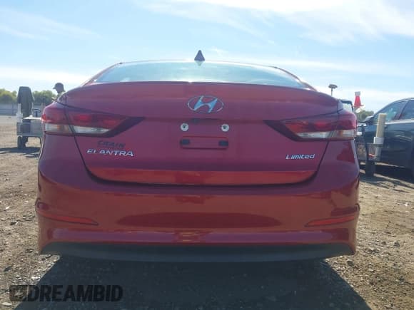 ✅ 2017 Hyundai Elantra SE • VIN: 5NPD84LF9HH009229 • Lot: 43509962. Listed on IAAI with 137,741 mi. Free auction sales archive from the USA and detailed vehicle history report at DreamBid. Image 16.