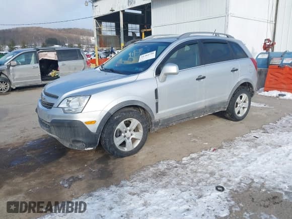 ✅ 2014 Chevrolet Captiva Sport LS • VIN: 3GNAL2EK9ES516107 • Lot: 41384730. Wystawiony na IAAI z przebiegiem 114 662 mil. Bezpłatny archiwum sprzedaży aukcyjnych z USA i szczegółowy raport historii pojazdu na DreamBid. Zdjęcie 2.