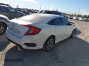 ✅ 2016 Honda Civic LX • VIN: 19XFC2F57GE007898 • Lot: 43624592. Wystawiony na IAAI z przebiegiem 181 320 mil. Bezpłatny archiwum sprzedaży aukcyjnych z USA i szczegółowy raport historii pojazdu na DreamBid. Zdjęcie 4.