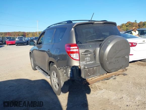 ✅ 2010 Toyota RAV4 • VIN: 2T3BF4DV1AW037544 • Lot: 43533725. Wystawiony na IAAI z przebiegiem 150 766 mil. Bezpłatny archiwum sprzedaży aukcyjnych z USA i szczegółowy raport historii pojazdu na DreamBid. Zdjęcie 6.