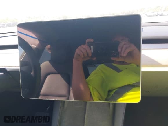 ✅ 2023 Tesla Model Y Long Range • VIN: 7SAYGDEE4PA070722 • Lot: 43324153. Listed on IAAI with Not provided. Free auction sales archive from the USA and detailed vehicle history report at DreamBid. Image 19.