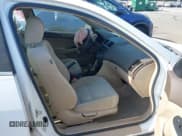 ✅ 2005 Honda Accord LX • VIN: 1HGCM56485A121418 • Lot: 43639032. Listed on IAAI with 198,489 mi. Free auction sales archive from the USA and detailed vehicle history report at DreamBid. Image 5.