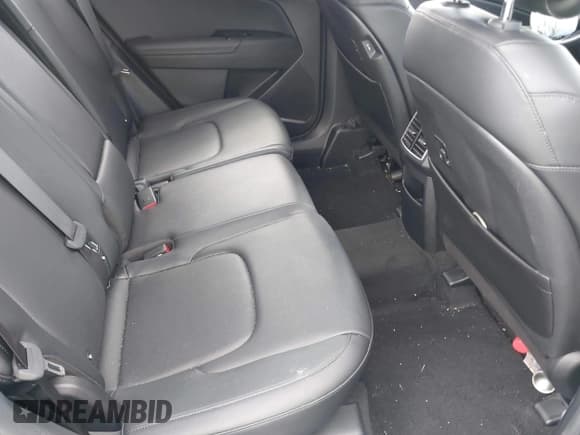 ✅ 2025 Kia Sportage EX • VIN: 5XYK33DF9SG303615 • Лот: 43451383. Опубликован ранее на IAAI с пробегом 8 806 миль. Бесплатный доступ к архиву аукционных продаж из США и подробный отчёт об истории автомобиля на DreamBid. Изображение 8.