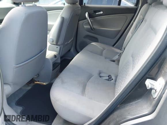 ✅ 2006 Saturn VUE • VIN: 5GZCZ33D96S840700 • Lot: 42342392. Wystawiony na IAAI z przebiegiem 107 429 mil. Bezpłatny archiwum sprzedaży aukcyjnych z USA i szczegółowy raport historii pojazdu na DreamBid. Zdjęcie 8.