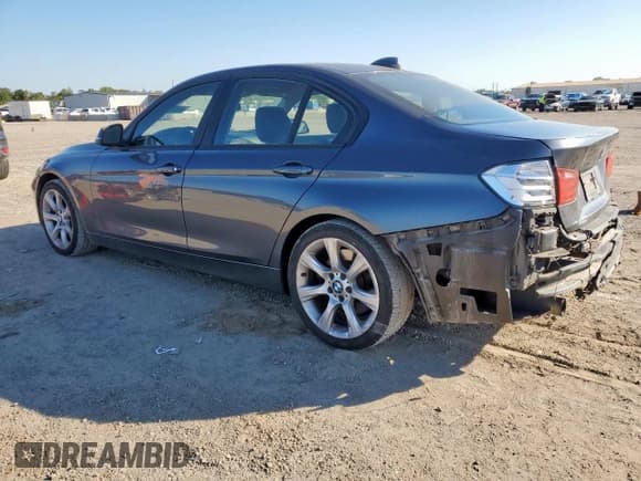 ✅ 2013 BMW 3 Series 335i • VIN: WBA3A9G56DNP37127 • Lot: 84401895. Wystawiony na Copart z przebiegiem 150 941 mil. Bezpłatny archiwum sprzedaży aukcyjnych z USA i szczegółowy raport historii pojazdu na DreamBid. Zdjęcie 2.