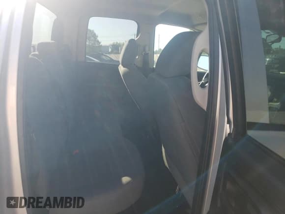 ✅ 2017 Ram 1500 Express • VIN: 1C6RR7FG9HS573013 • Lot: 54226275. Wystawiony na Copart z przebiegiem 147 438 mil. Bezpłatny archiwum sprzedaży aukcyjnych z USA i szczegółowy raport historii pojazdu na DreamBid. Zdjęcie 10.