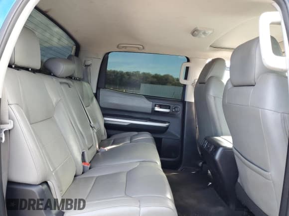 ✅ 2016 Toyota Tundra Limited • VIN: 5TFHY5F11GX554996 • Lot: 41881955. Listed on Copart with 127,902 mi. Free auction sales archive from the USA and detailed vehicle history report at DreamBid. Image 10.