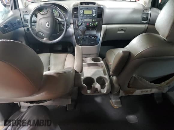 ✅ 2012 Kia Sedona EX • VIN: KNDMH4C7XC6432428 • Лот: 84386345. Опубликован ранее на Copart с пробегом Не указан. Бесплатный доступ к архиву аукционных продаж из США и подробный отчёт об истории автомобиля на DreamBid. Изображение 8.