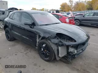 ✅ 2021 Porsche Macan Turbo • VIN: WP1AF2A59MLB60924 • Lot: 43606347. Wystawiony na IAAI z przebiegiem 43 295 mil. Bezpłatny archiwum sprzedaży aukcyjnych z USA i szczegółowy raport historii pojazdu na DreamBid. Zdjęcie 1.