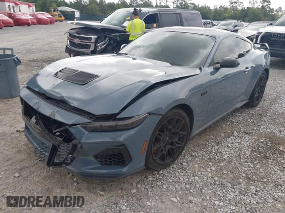 ✅ 2024 Ford Mustang GT • VIN: 1FA6P8CF5R5402980 • Lot: 42607710. Listed on IAAI with 20,621 mi. Free auction sales archive from the USA and detailed vehicle history report at DreamBid. Image 2.