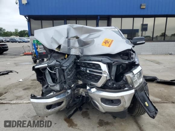 ✅ 2022 Ram 1500 Big Horn • VIN: 1C6SRFBT6NN135283 • Lot: 81563065. Listed on Copart with 118,422 mi. Free auction sales archive from the USA and detailed vehicle history report at DreamBid. Image 5.