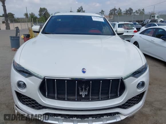 ✅ 2019 Maserati Levante GranLusso • VIN: ZN661XUL4KX334335 • Лот: 43189711. Опубликован ранее на IAAI с пробегом 35 233 миль. Бесплатный доступ к архиву аукционных продаж из США и подробный отчёт об истории автомобиля на DreamBid. Изображение 12.