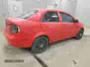 2004 Chevrolet Aveo LS z VIN KL1TJ52614B258568, wystawiony jako Copart lot #84412874 z przebiegiem 150 051 mil mil oraz Czysty tytuł • Clean title. Historia ofert i sprzedaży dostępna na DreamBid. Obrazek 3.