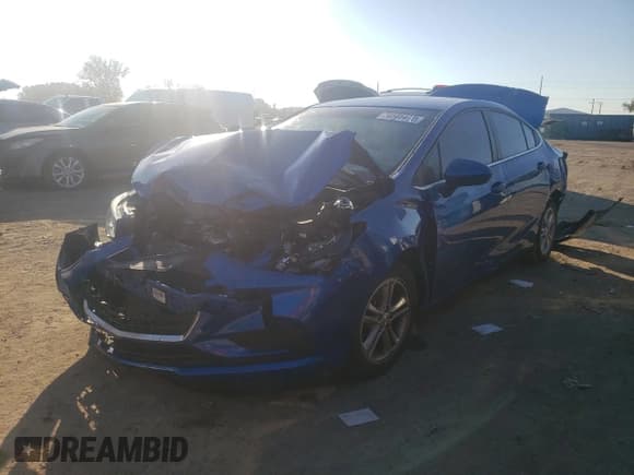 ✅ 2017 Chevrolet Cruze LT • VIN: 1G1BE5SM4H7201550 • Лот: 70505472. Опубликован ранее на Copart с пробегом 60 293 миль. Бесплатный доступ к архиву аукционных продаж из США и подробный отчёт об истории автомобиля на DreamBid. Изображение 1.