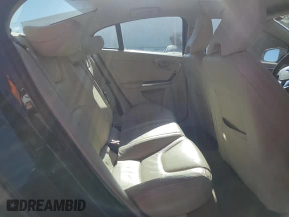 ✅ 2012 Volvo S60 T5 • VIN: YV1622FS8C2136291 • Lot: 91361465. Wystawiony na Copart z przebiegiem 129 886 mil. Bezpłatny archiwum sprzedaży aukcyjnych z USA i szczegółowy raport historii pojazdu na DreamBid. Zdjęcie 10.