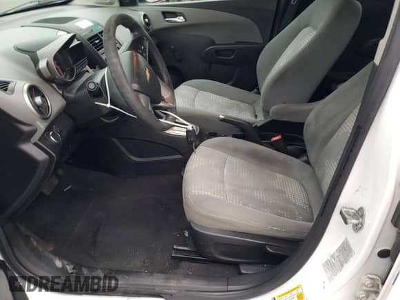 2014 Chevrolet Sonic LS с VIN 1G1JA6SH2E4133746, выставлен на аукционе Copart как лот 71467964 с пробегом 152 103 миль миль и Чистый • Clean title. История ставок и продаж доступна на DreamBid. Изображение 7.