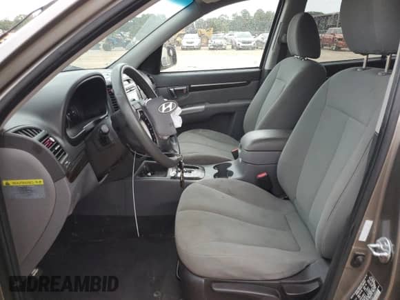 ✅ 2012 Hyundai Santa Fe GLS • VIN: 5XYZG3AB7CG115455 • Lot: 71416924. Wystawiony na Copart z przebiegiem 185 148 mil mil. Skorzystaj z bezpłatnego archiwum sprzedaży aukcyjnych z USA i zobacz szczegółowy raport historii pojazdu na DreamBid. Zdjęcie 7.