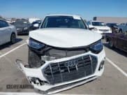 ✅ 2023 Audi Q5 Premium Plus • VIN: WA1BBAFY7P2167227 • Lot: 42632124. Wystawiony na IAAI z przebiegiem 17 065 mil. Bezpłatny archiwum sprzedaży aukcyjnych z USA i szczegółowy raport historii pojazdu na DreamBid. Zdjęcie 12.