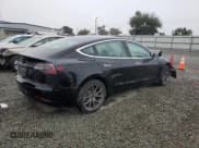 ✅ 2020 Tesla Model 3 Standard Range Plus • VIN: 5YJ3E1EA3LF657631 • Lot: 86534105. Wystawiony na Copart z przebiegiem 116 127 mil. Bezpłatny archiwum sprzedaży aukcyjnych z USA i szczegółowy raport historii pojazdu na DreamBid. Zdjęcie 3.