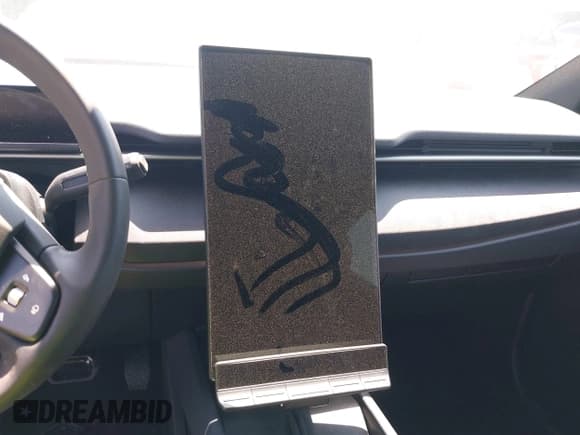 ✅ 2023 Fisker Ocean One • VIN: VCF1ZBU27PG003965 • Лот: 42902438. Опубликован ранее на IAAI с пробегом 6 миль. Бесплатный доступ к архиву аукционных продаж из США и подробный отчёт об истории автомобиля на DreamBid. Изображение 18.