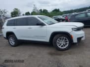 ✅ 2023 Jeep Grand Cherokee Altitude • VIN: 1C4RJKAG0P8780525 • Lot: 42755675. Listed on IAAI with 31,912 mi. Free auction sales archive from the USA and detailed vehicle history report at DreamBid. Image 13.