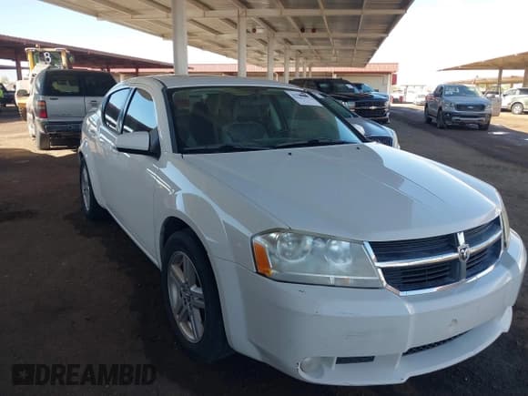 ✅ 2010 Dodge Avenger R/T • VIN: 1B3CC5FB9AN161561 • Lot: 41575463. Wystawiony na IAAI z przebiegiem 170 964 mil. Bezpłatny archiwum sprzedaży aukcyjnych z USA i szczegółowy raport historii pojazdu na DreamBid. Zdjęcie 1.