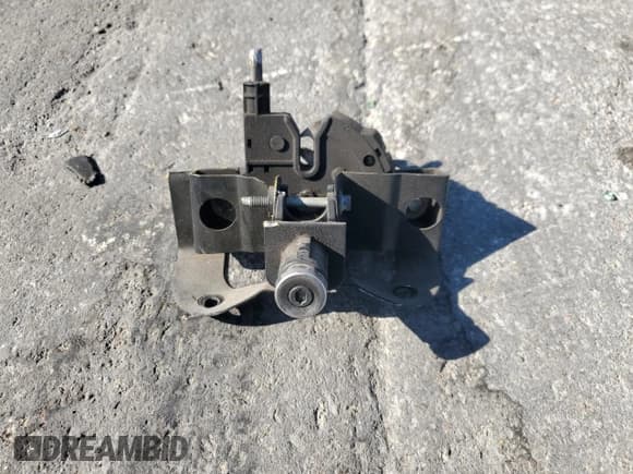 ✅ 2013 Ford Transit Connect XL • VIN: NM0LS7CN3DT126443 • Lot: 93942325. Listed on Copart with 151,798 mi. Free auction sales archive from the USA and detailed vehicle history report at DreamBid. Image 12.