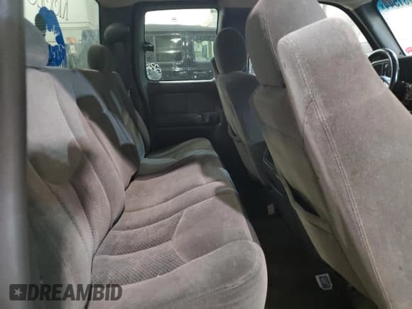 ✅ 2003 Chevrolet Silverado 1500 LS • VIN: 1GCEC19T63Z332945 • Лот: 82131544. Опубликован ранее на Copart с пробегом Не указан. Бесплатный доступ к архиву аукционных продаж из США и подробный отчёт об истории автомобиля на DreamBid. Изображение 10.