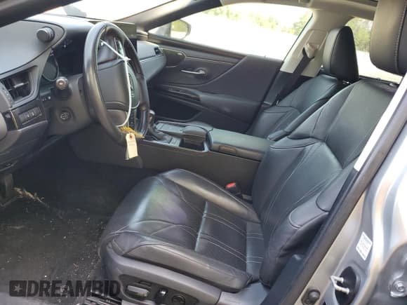 ✅ 2022 Lexus ES 350 Ultra Luxury • VIN: 58AFZ1B11NU135164 • Lot: 60669805. Listed on Copart with 241,527 mi. Free auction sales archive from the USA and detailed vehicle history report at DreamBid. Image 7.