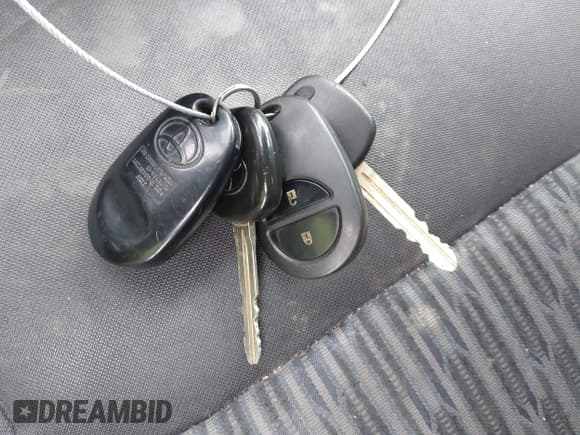 ✅ 2014 Toyota Tundra SR5 • VIN: 5TFEY5F18EX161206 • Лот: 42146249. Опубликован ранее на IAAI с пробегом 218 831 миль. Бесплатный доступ к архиву аукционных продаж из США и подробный отчёт об истории автомобиля на DreamBid. Изображение 11.