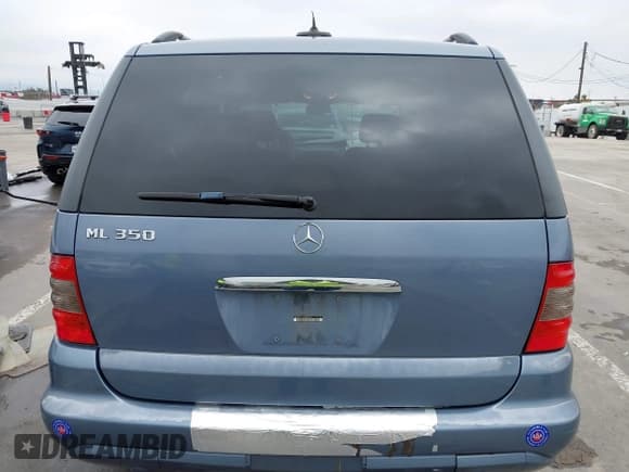 ✅ 2005 Mercedes-Benz M 350 • VIN: 4JGAB57EX5A567049 • Lot: 42182234. Listed on IAAI with 89,051 mi. Free auction sales archive from the USA and detailed vehicle history report at DreamBid. Image 16.