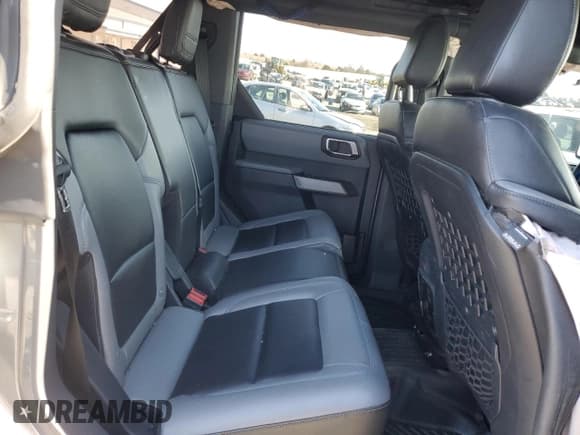 ✅ 2021 Ford Bronco • VIN: 1FMEE5DHXMLA92853 • Lot: 43536855. Listed on Copart with 34,894 mi. Free auction sales archive from the USA and detailed vehicle history report at DreamBid. Image 11.