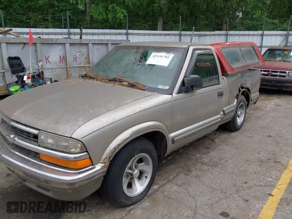 ✅ 1999 Chevrolet S-10 • VIN: 1GCCS1442X8159401 • Лот: 42531791. Опубликован ранее на IAAI с пробегом Не указан. Бесплатный доступ к архиву аукционных продаж из США и подробный отчёт об истории автомобиля на DreamBid. Изображение 2.