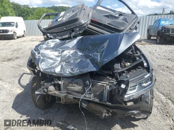 ✅ 2018 Volkswagen Tiguan SEL Premium • VIN: 3VV5B7AX8JM122593 • Lot: 60517425. Listed on Copart with 45,688 mi. Free auction sales archive from the USA and detailed vehicle history report at DreamBid. Image 5.