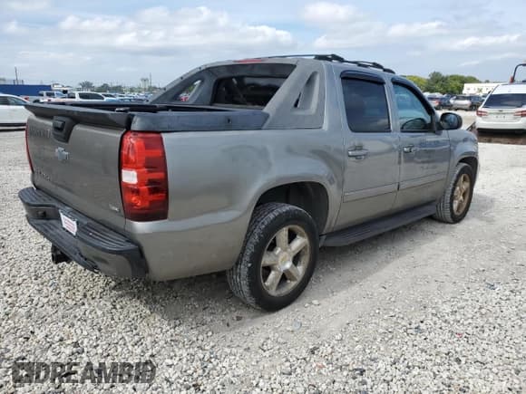 ✅ 2007 Chevrolet Avalanche LS • VIN: 3GNEC12057G181769 • Lot: 91353755. Wystawiony na Copart z przebiegiem 108 064 mil. Bezpłatny archiwum sprzedaży aukcyjnych z USA i szczegółowy raport historii pojazdu na DreamBid. Zdjęcie 3.