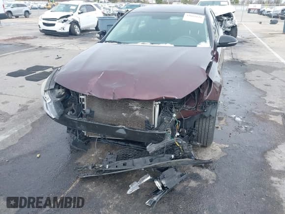 ✅ 2018 Kia Optima LX • VIN: 5XXGT4L31JG186280 • Lot: 43662121. Wystawiony na IAAI z przebiegiem 159 485 mil. Bezpłatny archiwum sprzedaży aukcyjnych z USA i szczegółowy raport historii pojazdu na DreamBid. Zdjęcie 6.