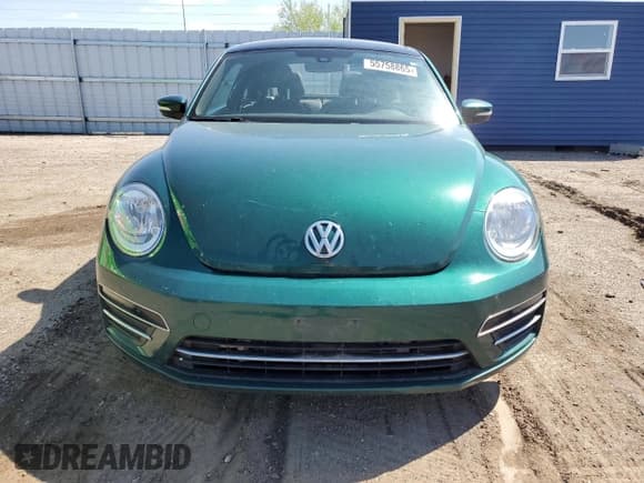 ✅ 2018 Volkswagen Beetle SE • VIN: 3VWJD7AT8JM710169 • Лот: 55758865. Опубликован ранее на Copart с пробегом 68 343 миль. Бесплатный доступ к архиву аукционных продаж из США и подробный отчёт об истории автомобиля на DreamBid. Изображение 5.