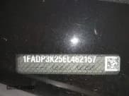 ✅ 2014 Ford Focus SE • VIN: 1FADP3K25EL462157 • Lot: 43681613. Wystawiony na IAAI z przebiegiem 147 542 mil. Bezpłatny archiwum sprzedaży aukcyjnych z USA i szczegółowy raport historii pojazdu na DreamBid. Zdjęcie 9.