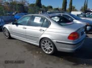 ✅ 2004 BMW 3 Series 330i • VIN: WBAEV53454KM33405 • Lot: 43592957. Listed on IAAI with 95,441 mi. Free auction sales archive from the USA and detailed vehicle history report at DreamBid. Image 3.