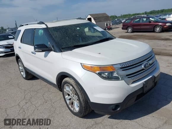 ✅ 2015 Ford Explorer XLT • VIN: 1FM5K8D81FGA13379 • Lot: 42275630. Wystawiony na IAAI z przebiegiem 169 545 mil. Bezpłatny archiwum sprzedaży aukcyjnych z USA i szczegółowy raport historii pojazdu na DreamBid. Zdjęcie 1.