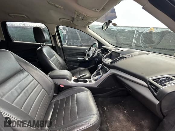 ✅ 2013 Ford Escape SEL • VIN: 1FMCU0HX5DUA87973 • Lot: 87107025. Wystawiony na Copart z przebiegiem Nie podano. Bezpłatny archiwum sprzedaży aukcyjnych z USA i szczegółowy raport historii pojazdu na DreamBid. Zdjęcie 5.