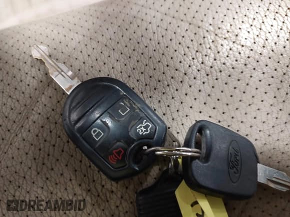 ✅ 2013 Ford Expedition Max XLT • VIN: 1FMJK1J5XDEF12061 • Lot: 43545615. Wystawiony na IAAI z przebiegiem 171 647 mil. Bezpłatny archiwum sprzedaży aukcyjnych z USA i szczegółowy raport historii pojazdu na DreamBid. Zdjęcie 11.