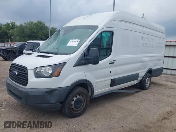 ✅ 2018 Ford Transit • VIN: 1FTBW3XMXJKB24221 • Lot: 42425978. Wystawiony na IAAI z przebiegiem 77 666 mil. Bezpłatny archiwum sprzedaży aukcyjnych z USA i szczegółowy raport historii pojazdu na DreamBid. Zdjęcie 2.