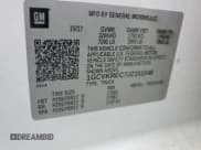 ✅ 2018 Chevrolet Silverado 1500 LT • VIN: 1GCVKREC7JZ151048 • Лот: 80355965. Опубликован ранее на Copart с пробегом 63 922 миль. Бесплатный доступ к архиву аукционных продаж из США и подробный отчёт об истории автомобиля на DreamBid. Изображение 12.