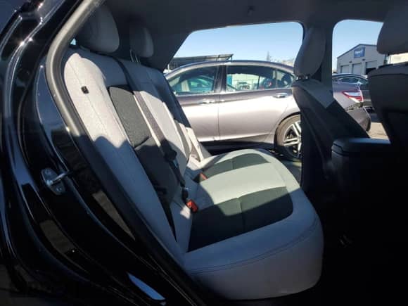 2019 Chevrolet Bolt EV LT z VIN 1G1FY6S02K4127291, wystawiony jako Copart lot #38008254 z przebiegiem 10 347 mil mil oraz . Historia ofert i sprzedaży dostępna na DreamBid. Obrazek 10.