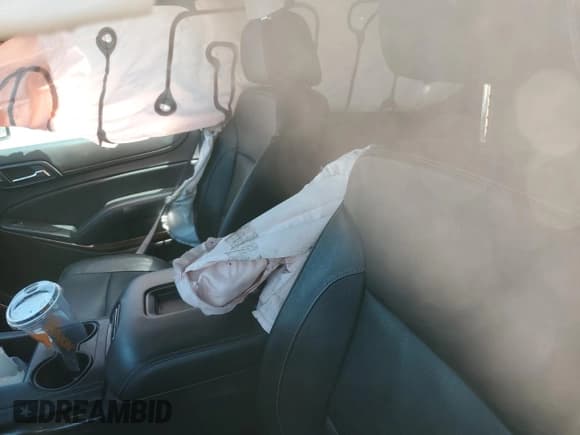 ✅ 2016 Chevrolet Suburban LT • VIN: 1GNSCHKC5GR293395 • Lot: 56703454. Wystawiony na Copart z przebiegiem Nie podano. Bezpłatny archiwum sprzedaży aukcyjnych z USA i szczegółowy raport historii pojazdu na DreamBid. Zdjęcie 10.