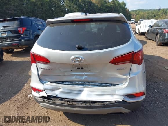 ✅ 2018 Hyundai Santa Fe 2.4L • VIN: 5XYZT3LB7JG559702 • Лот: 43253330. Опубликован ранее на IAAI с пробегом 145 489 миль. Бесплатный доступ к архиву аукционных продаж из США и подробный отчёт об истории автомобиля на DreamBid. Изображение 16.