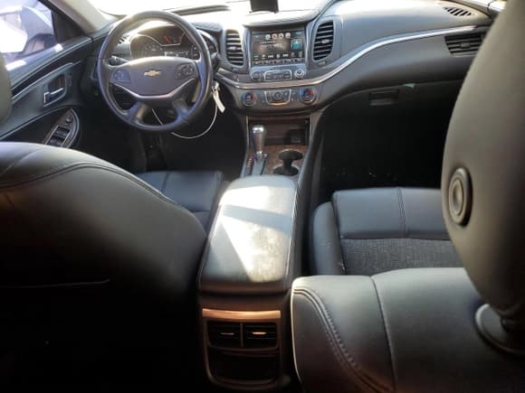 ✅ 2016 Chevrolet Impala LT • VIN: 2G1115S3XG9187214 • Lot: 74830844. Listed on Copart with 98,212 mi. Free auction sales archive from the USA and detailed vehicle history report at DreamBid. Image 8.