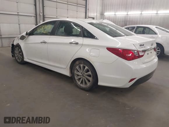 ✅ 2014 Hyundai Sonata Limited • VIN: 5NPEC4AC0EH876820 • Lot: 43358438. Listed on IAAI with 149,817 mi. Free auction sales archive from the USA and detailed vehicle history report at DreamBid. Image 3.